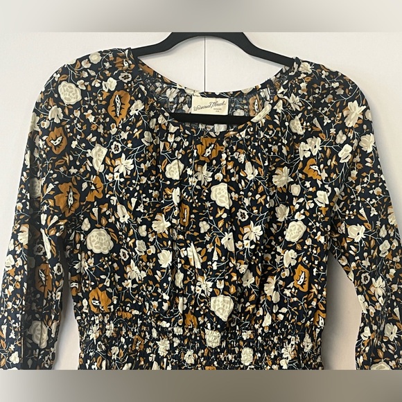 Universal Threads navy gold cream peplum style elastic waist blouse. size Small - Picture 15 of 15